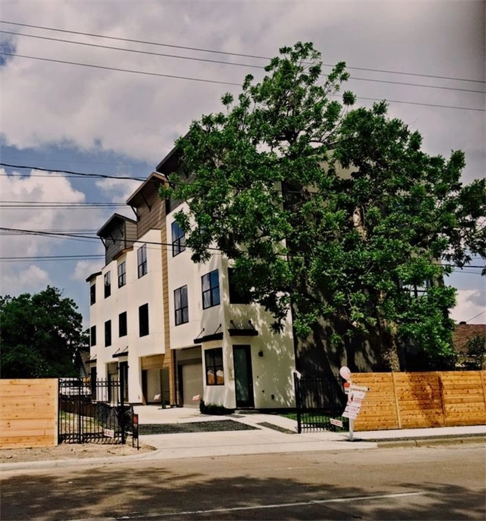 Elysian Park Villas 0